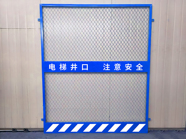 电梯井口防护围栏03